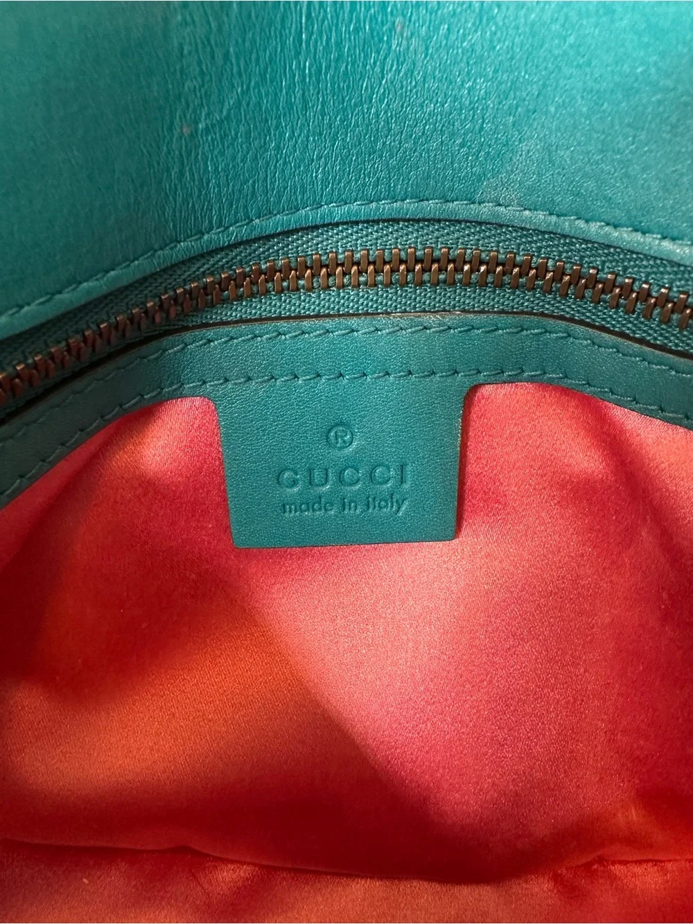 Small Gucci Teal Velvet GG Marmont Shoulder Bag with Gold Hardware - Picture 9 of 12